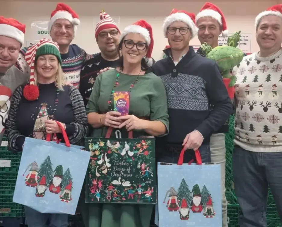 CapEQ helps foodbank at Christmas image